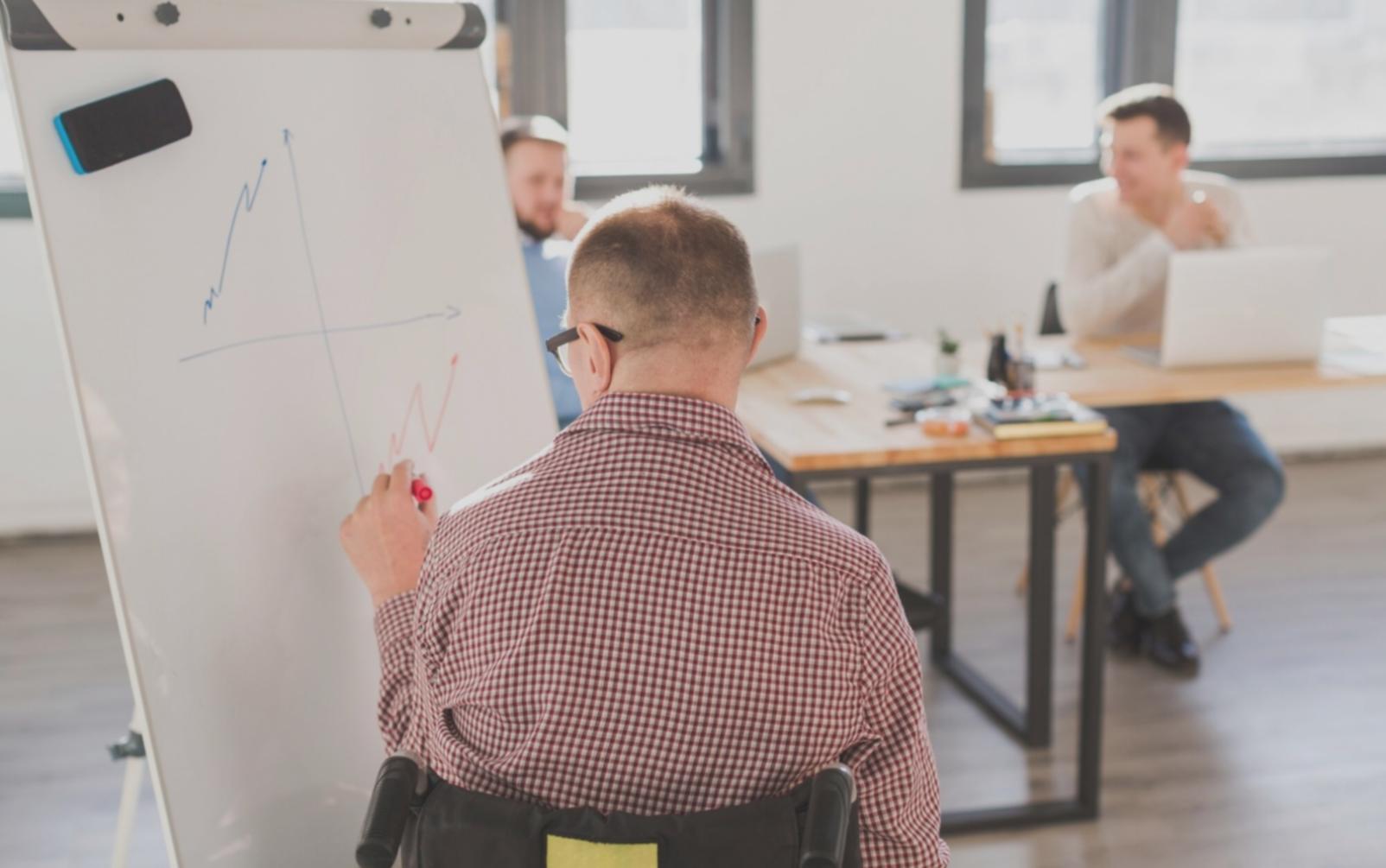 Pratica di mindfulness in ambiente naturale